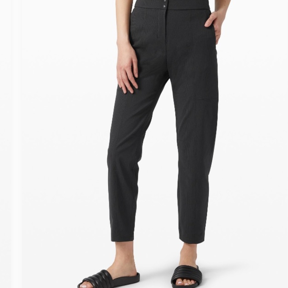 lululemon athletica dynamic days vent light mesh pants